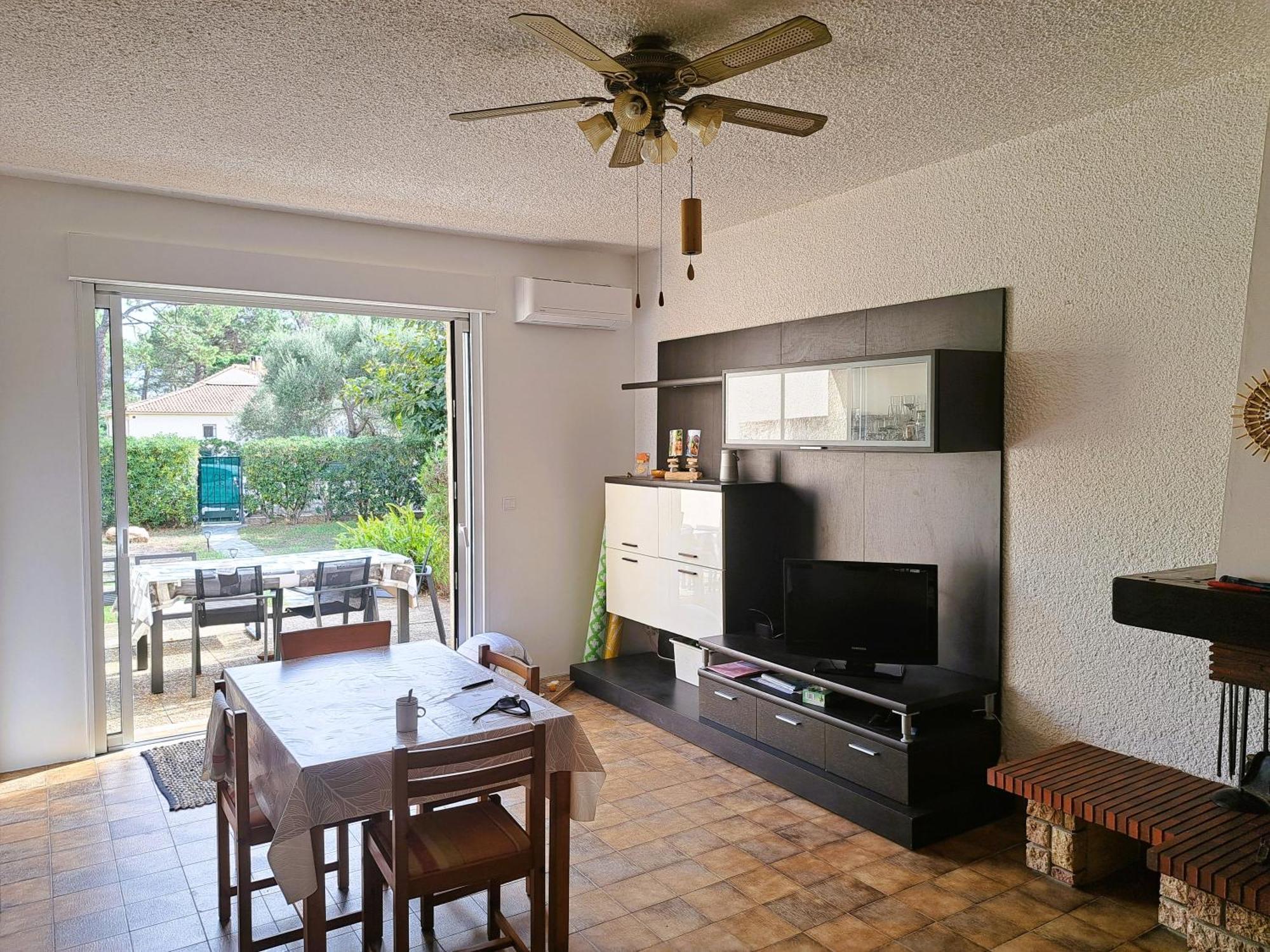 Mini Villa Jardin 50 M Plage Borgo  Eksteriør billede
